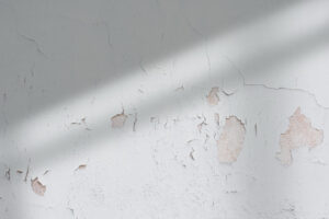 parede com infiltração em condomínio