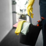 Faxineira de condomínio é indenizada por injúria racial